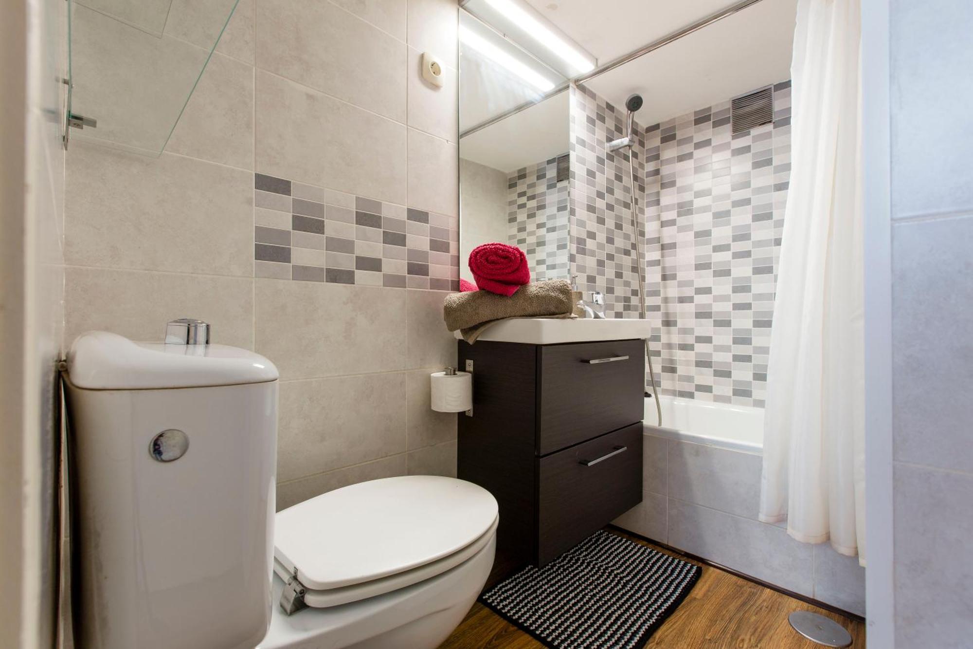 Sunny N Quiet Penthouse In The Center.Atico Centro Apartment Мадрид Екстериор снимка